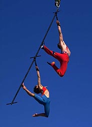 Duo sur perche a&eacute;rienne