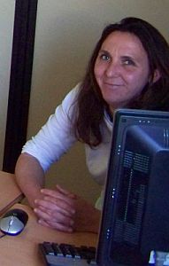 Elise Bidan assure l'accueil du public à l'EMM