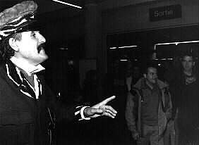 Les Contr&ocirc;leurs (Photo F. Ts&eacute;dri)