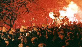 La descente vers le port de commerce (� Jacques Nicolas)